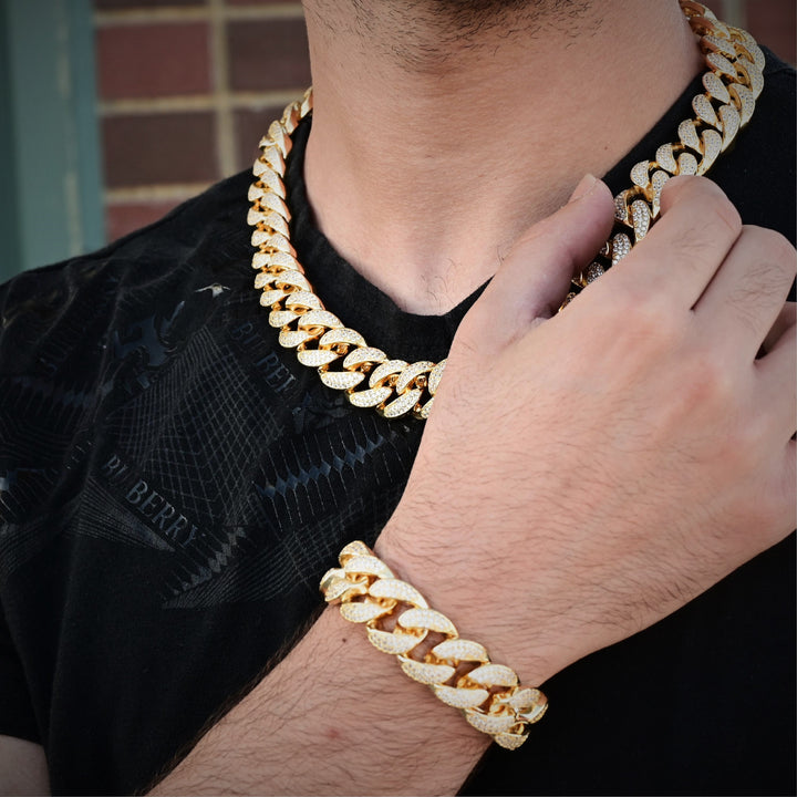 Diamond Miami Cuban Chain/Bracelet Bundle (19mm) in Yellow Gold